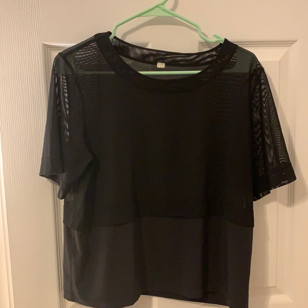 Lululemon mesh shirt